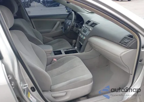 2009 Toyota Camry Le z USA, uszkodzony, nr VIN 4T4BE46KX9R103329